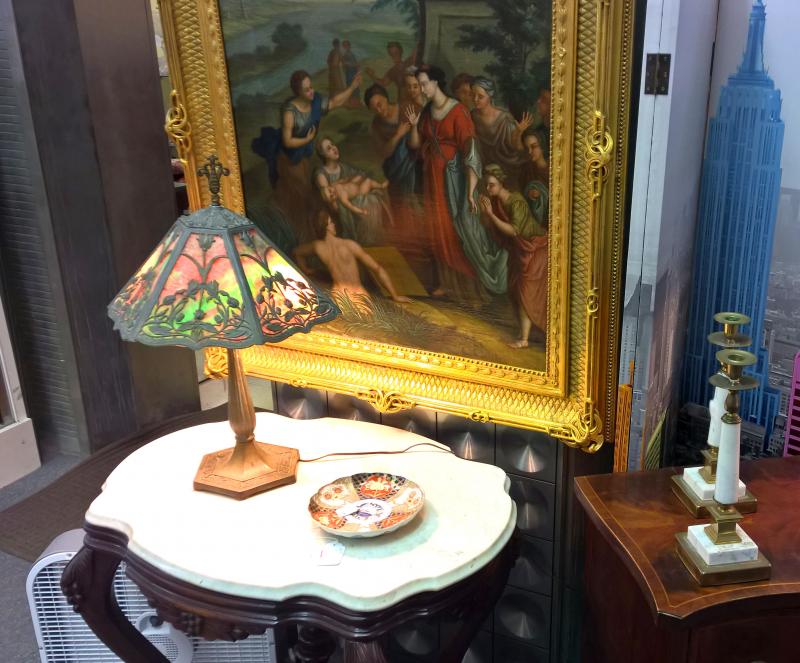 Art Nouveau Slag Panel Stained Glass Lamp vignette