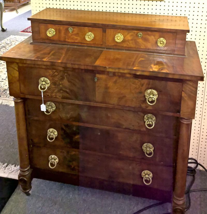 Early 1800s Chest with original pulls